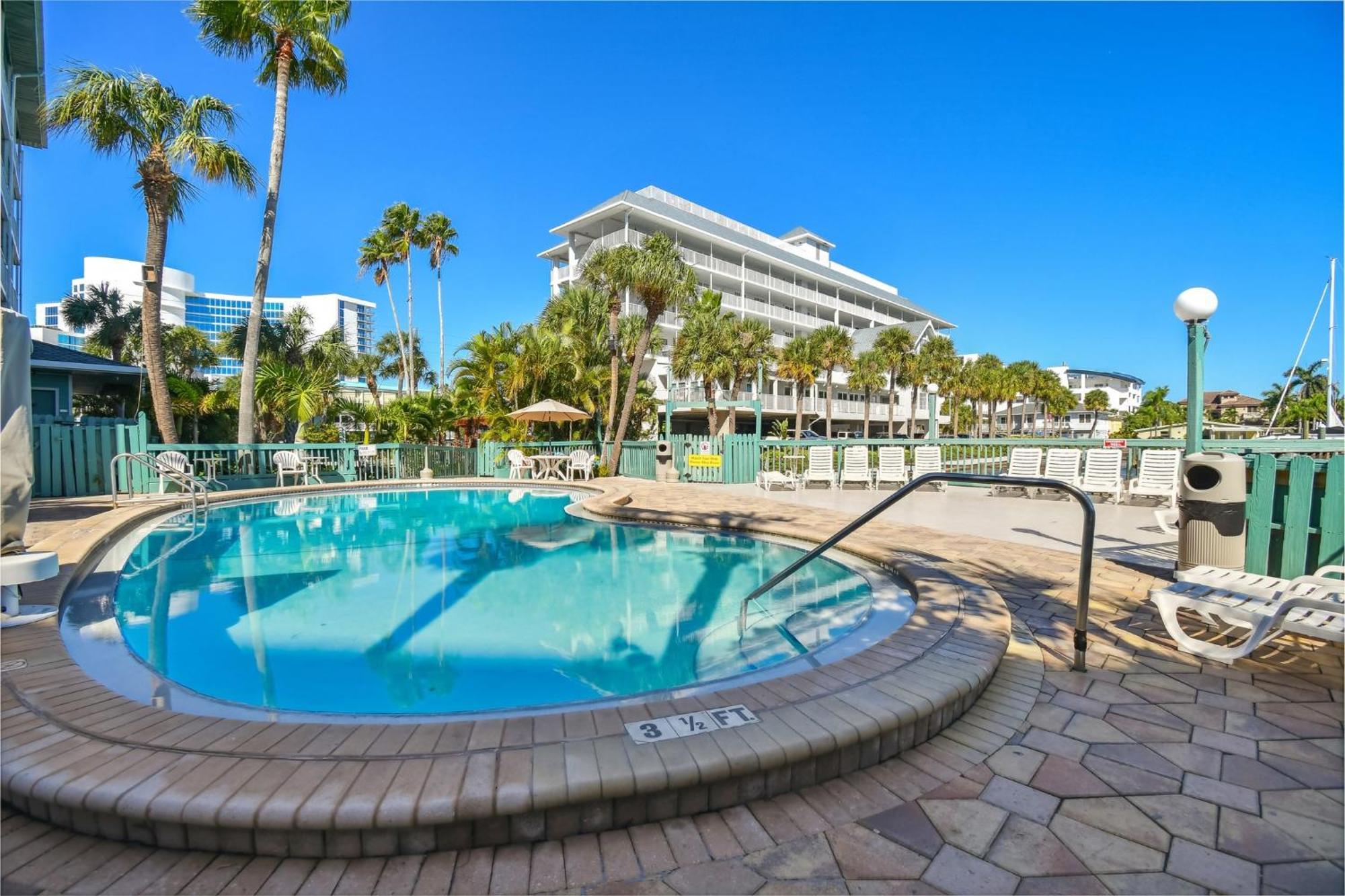 Location! Coastal Charm I 5 Min Walk To Beach, Shops & Rest Clearwater Beach Exterior photo